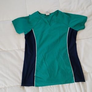 Cherokee Scrub Top S